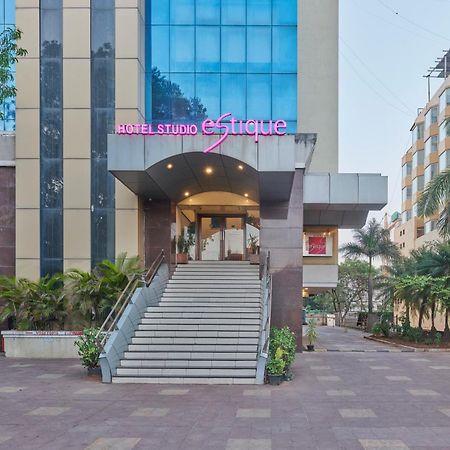 โฮเทล สตูดิโอ เอสติค Hotel ปูเน่ ภายนอก รูปภาพ